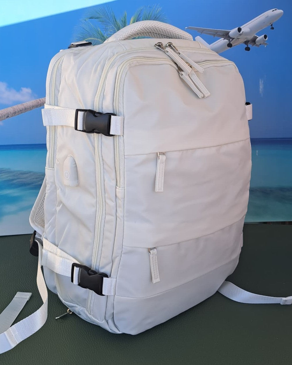 Zaino da Viaggio Bagaglio a Mano Ryanair COLORE BIANCO GHIACCIO cm 40 x 30 x 20 No Supplementi! No Extra Fees!