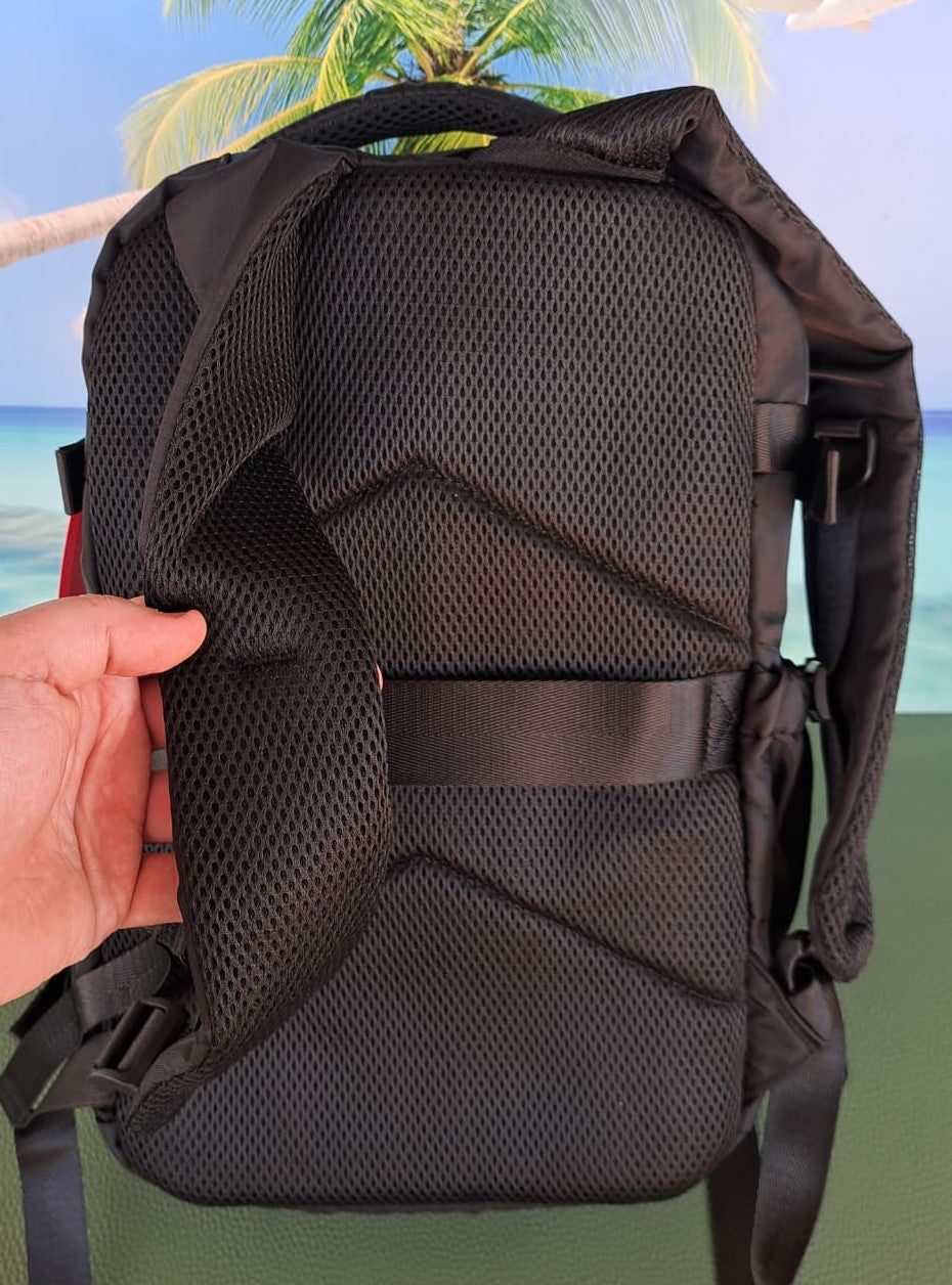 Zaino da Viaggio Bagaglio a Mano Ryanair 40 x 30 x 20 No Supplementi! No Extra Fees! NERO