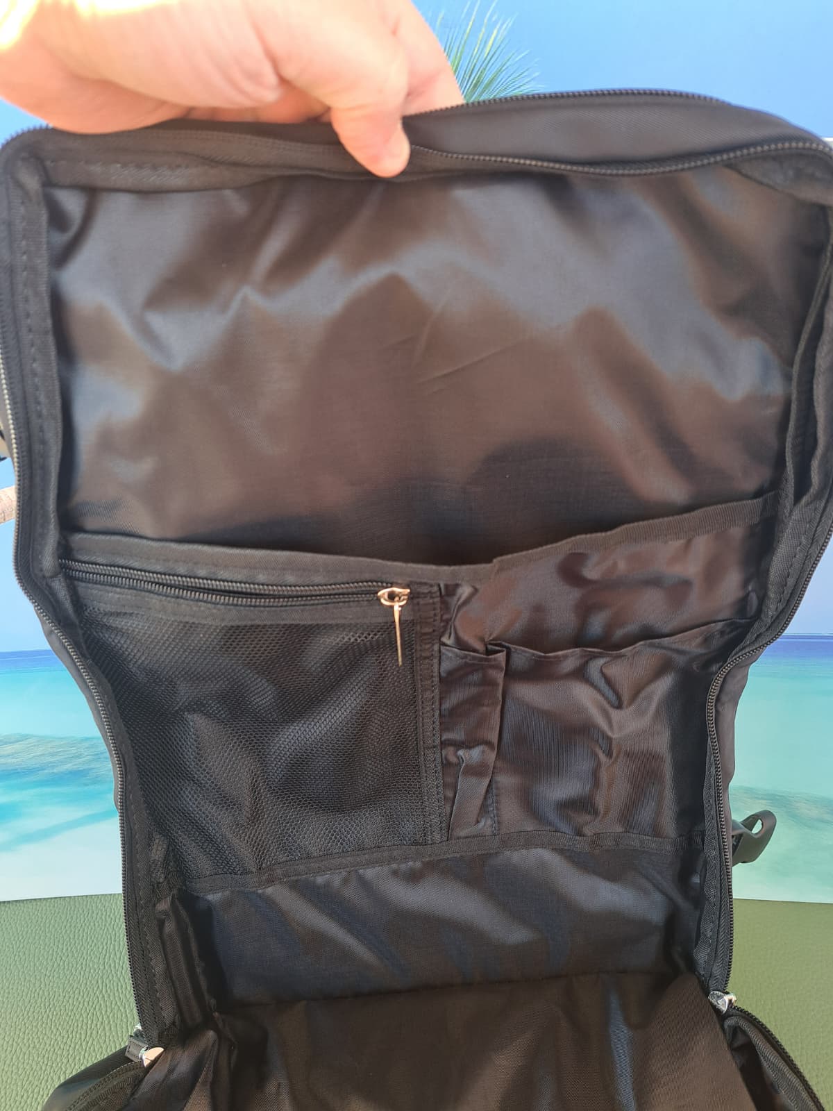 Zaino da Viaggio Bagaglio a Mano Ryanair 40 x 30 x 20 No Supplementi! No Extra Fees! NERO