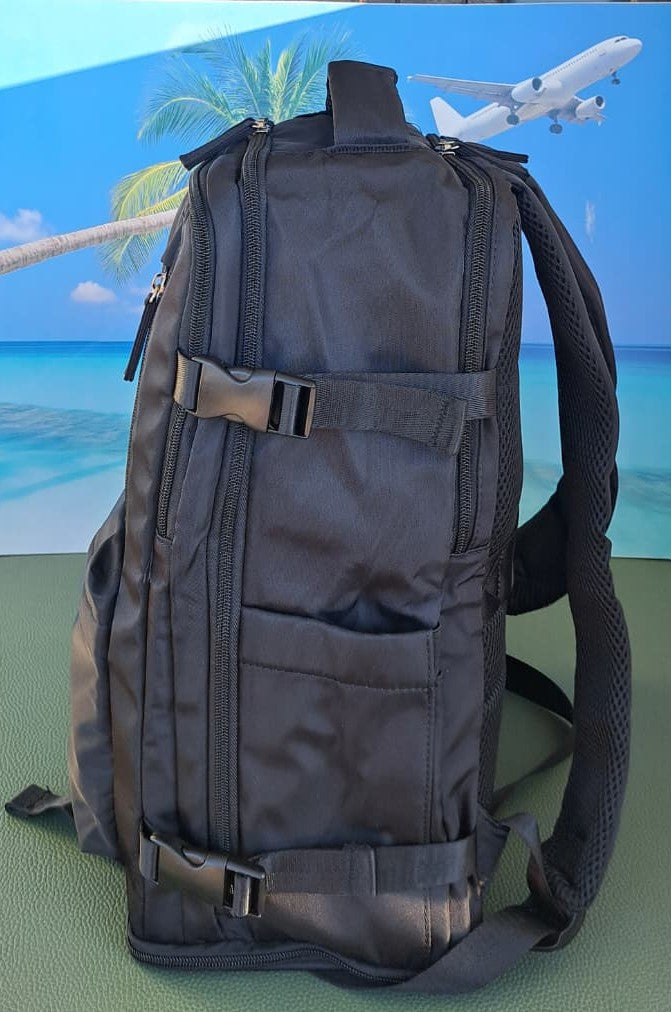 Zaino da Viaggio Bagaglio a Mano Ryanair 40 x 30 x 20 No Supplementi! No Extra Fees! NERO