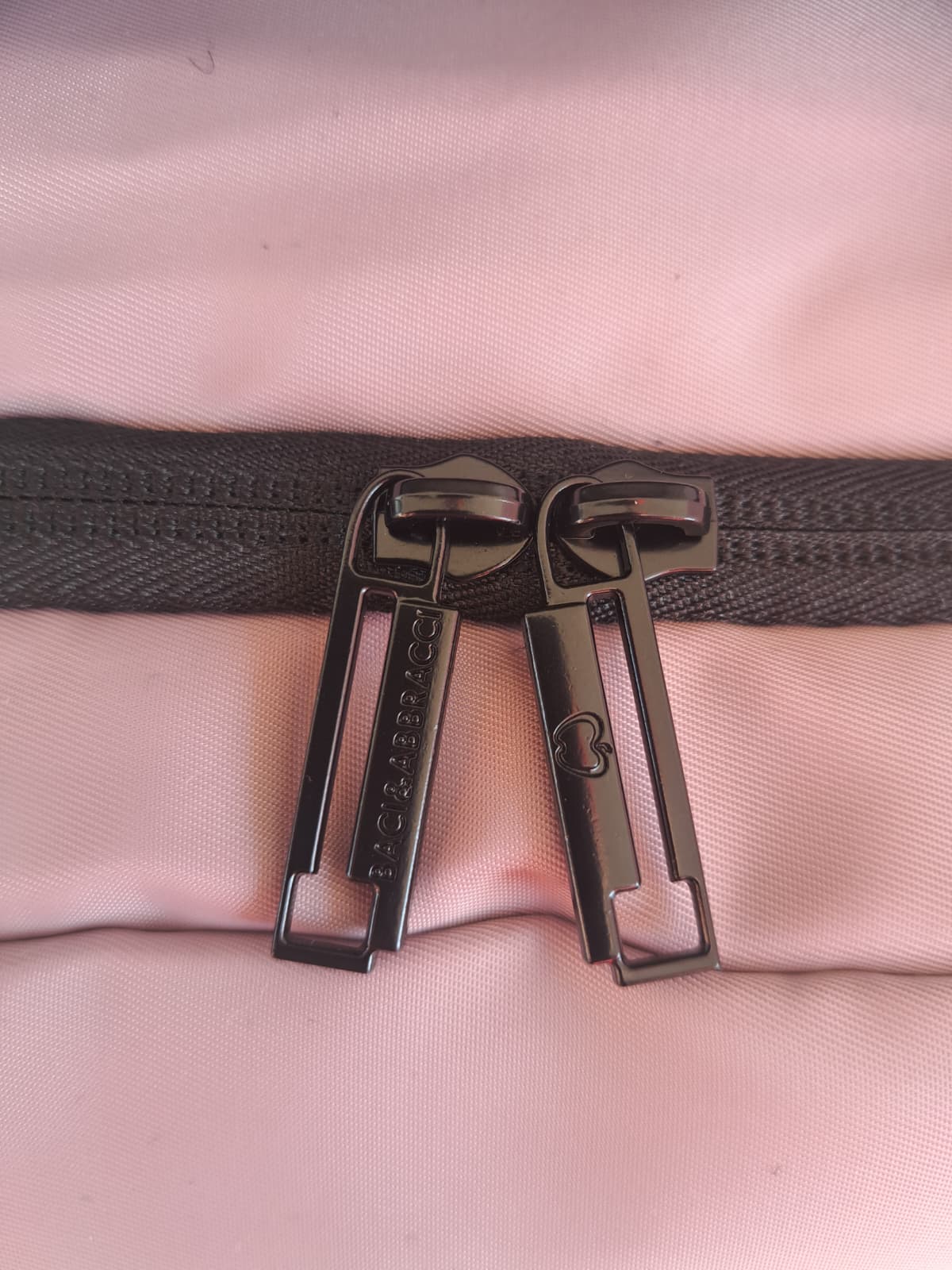 Zaino Baci & Abbracci misure Ryanair 40x30x20 24 Litri ROSA